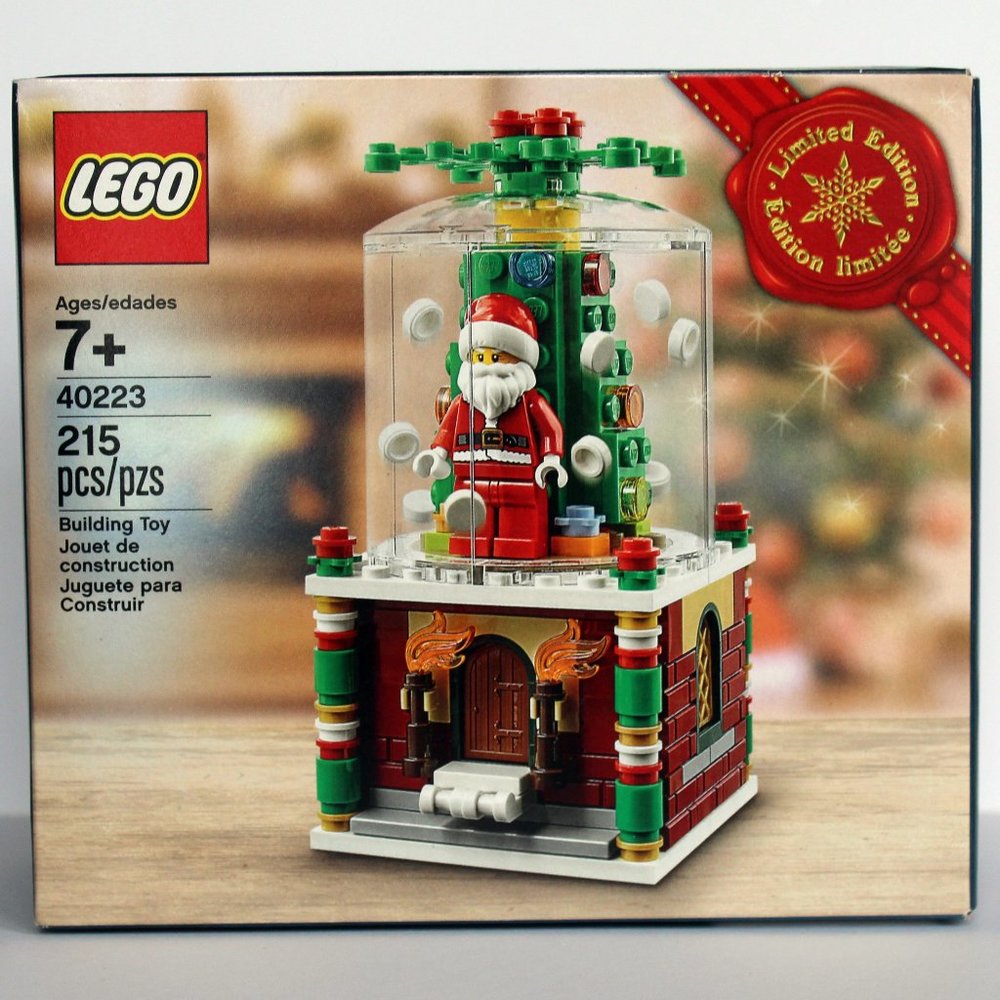 Lego Snowglobe Limited Edition 40223 Brand New in Sealed Box
